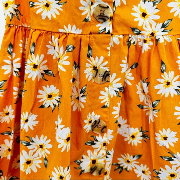 ๐๐๐Bundle of girlโs 3 dresses size 4, used in perfect condition - Picture 6 of 17